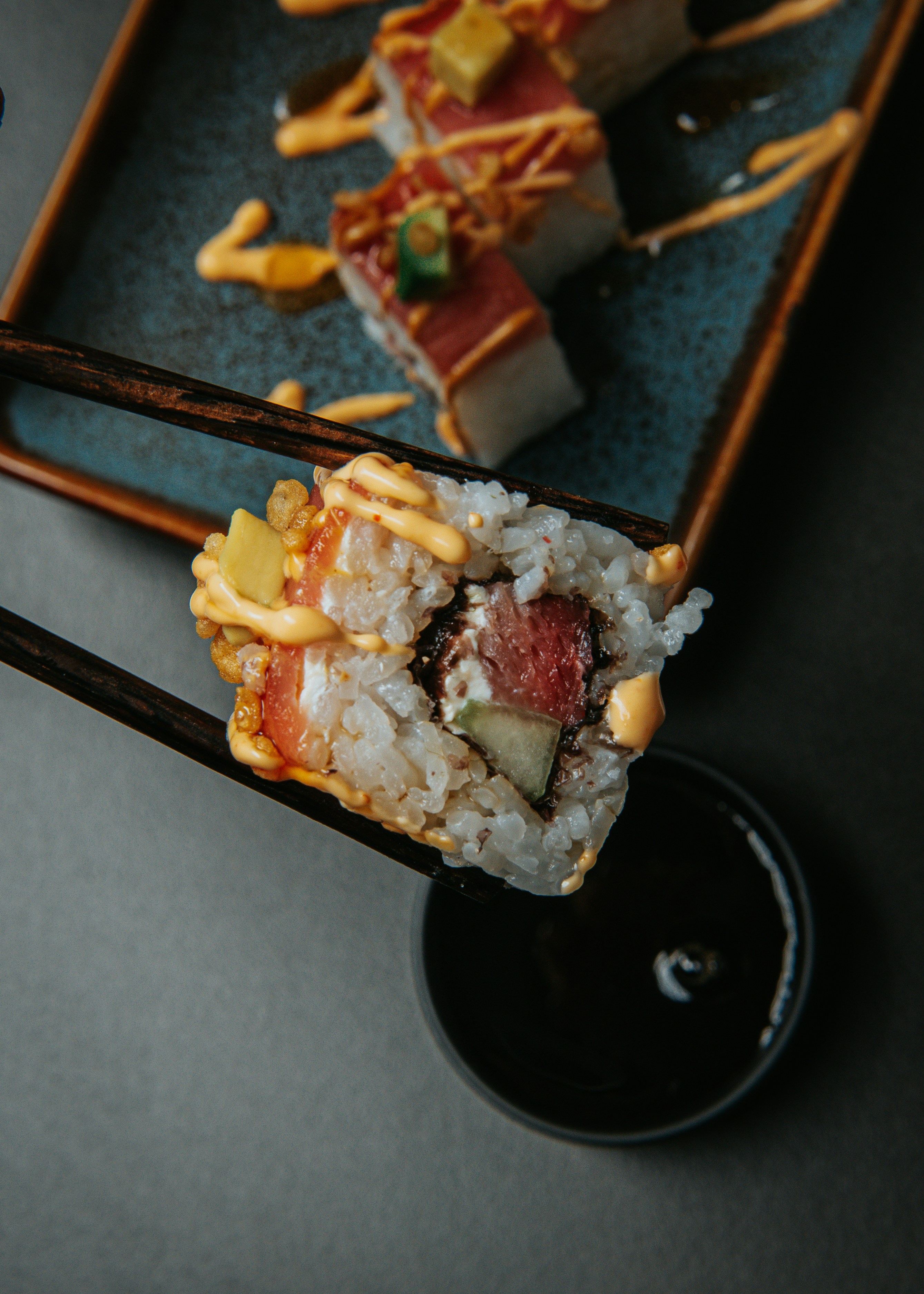 Ambiente vibrante del restaurante